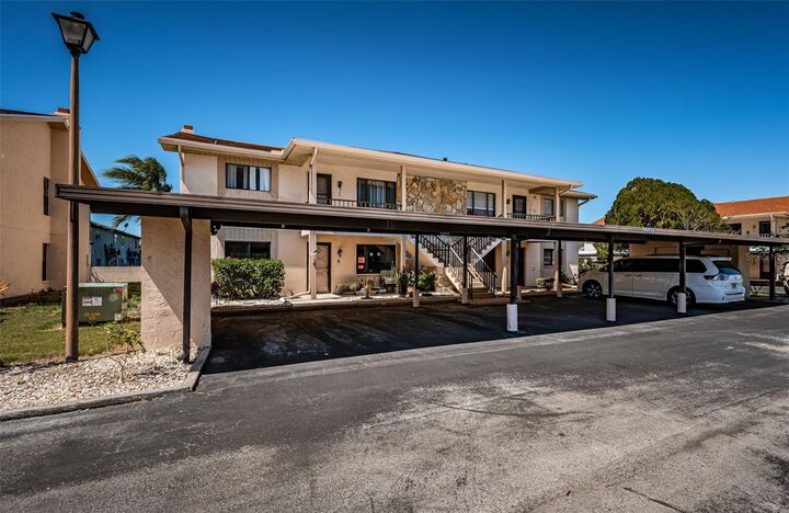 Property Photo: 9980 Eagles Point Circle 1 FL 34668