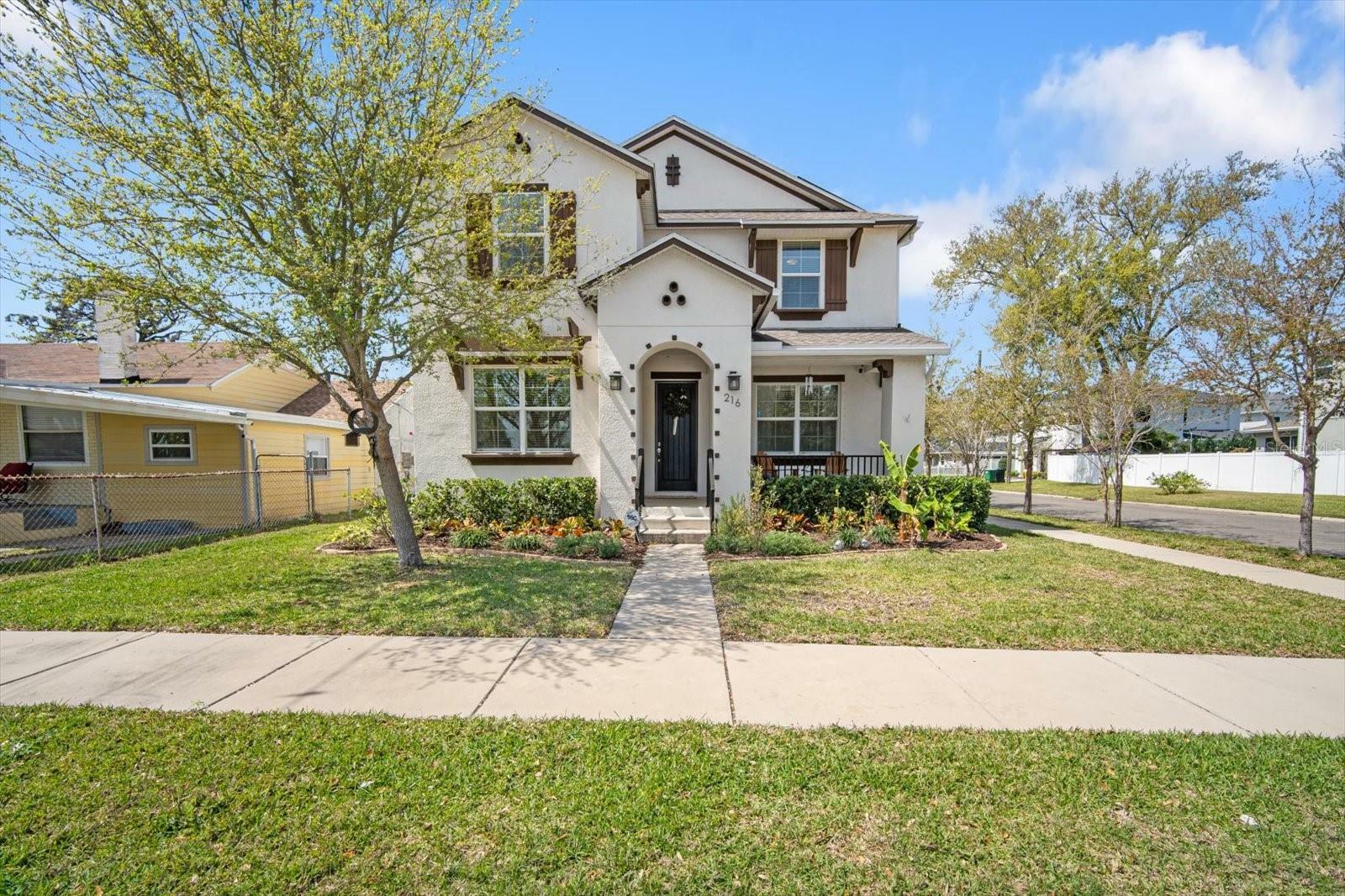 Property Photo:  216 N Habana Avenue  FL 33609 