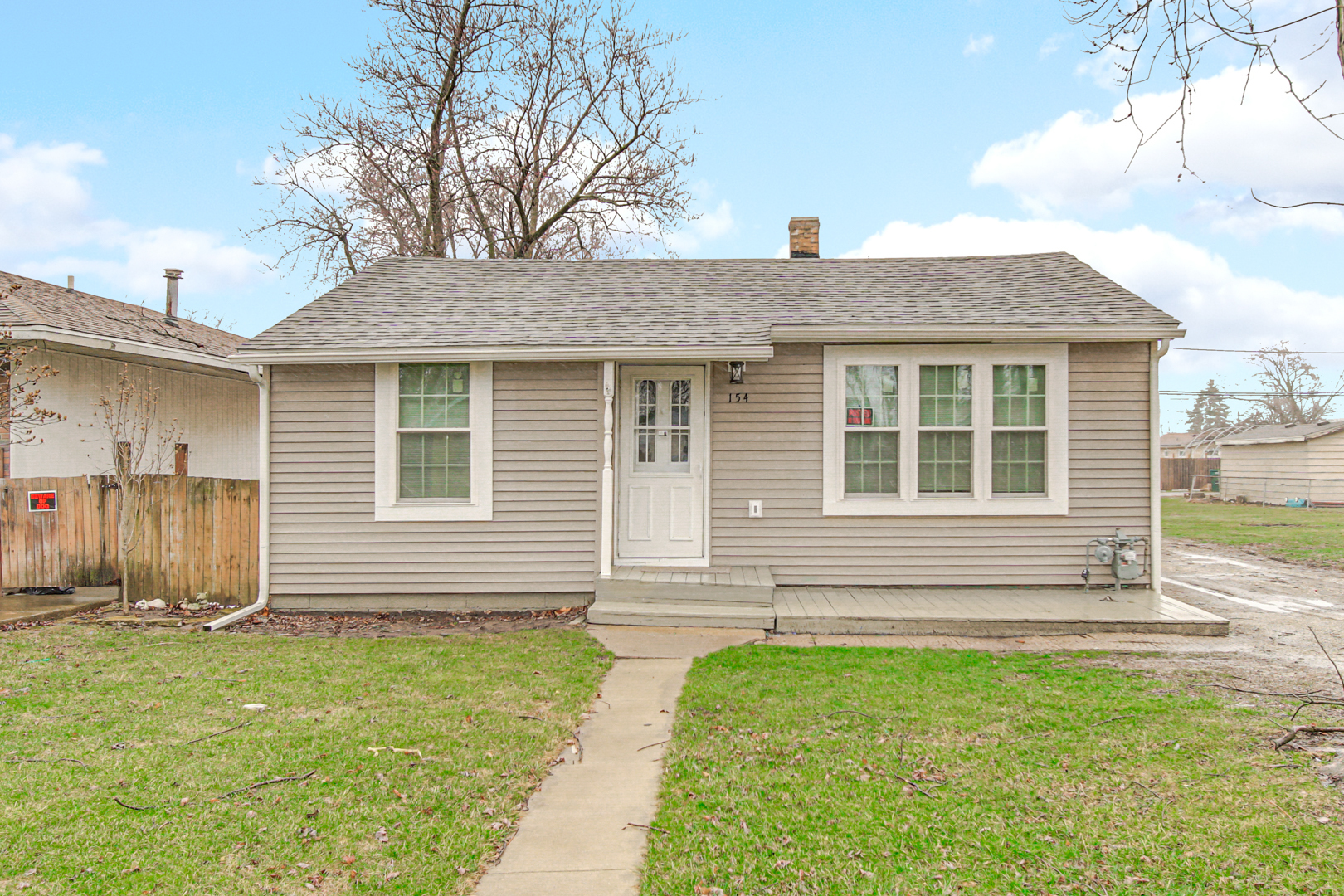 Property Photo: 154 N Madison Avenue IL 60915