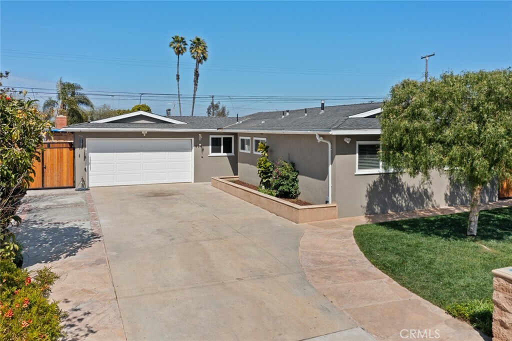 914 Darrell Street  Costa Mesa CA 92627 photo