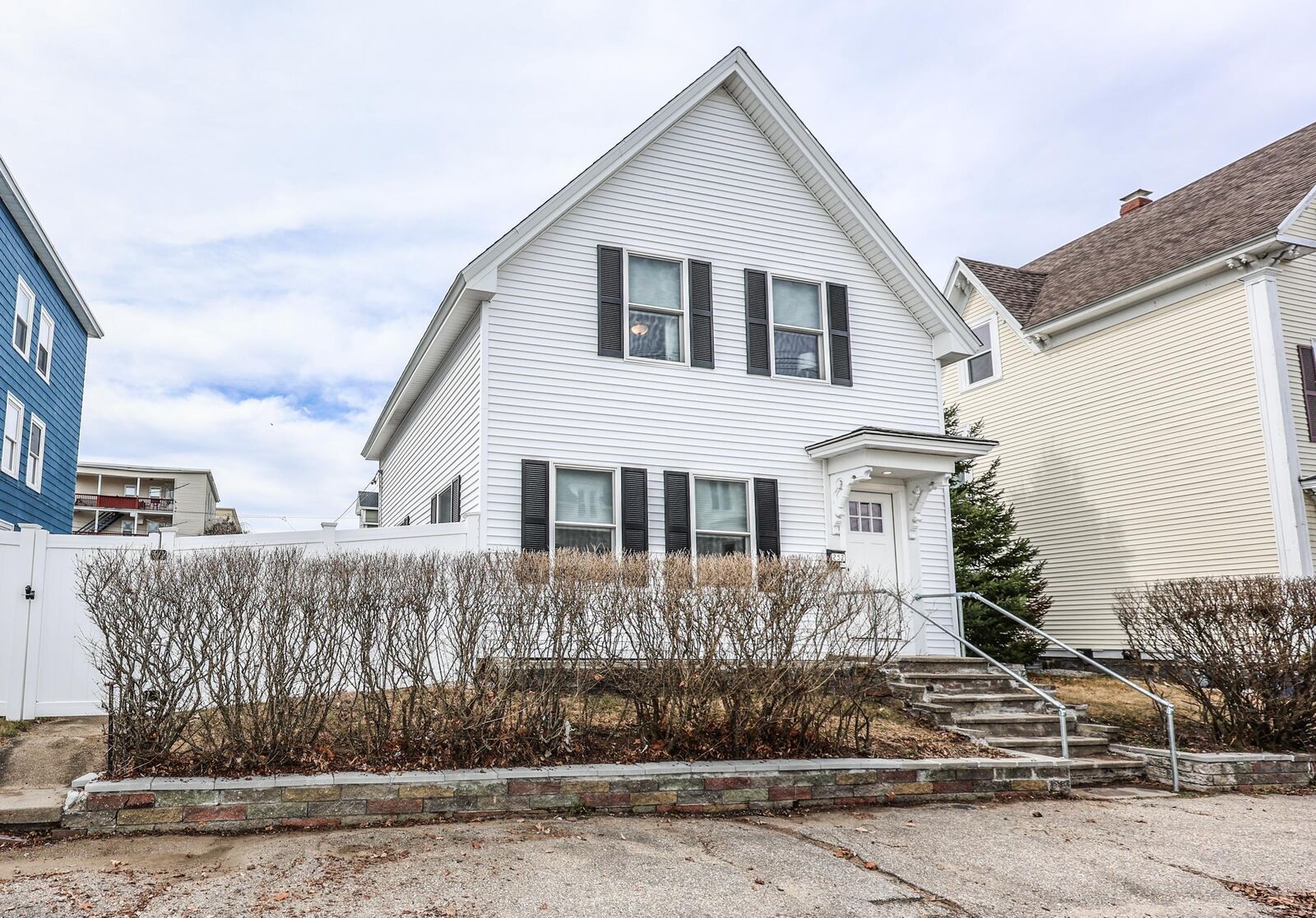 Property Photo:  252 Notre Dame Avenue  NH 03102 