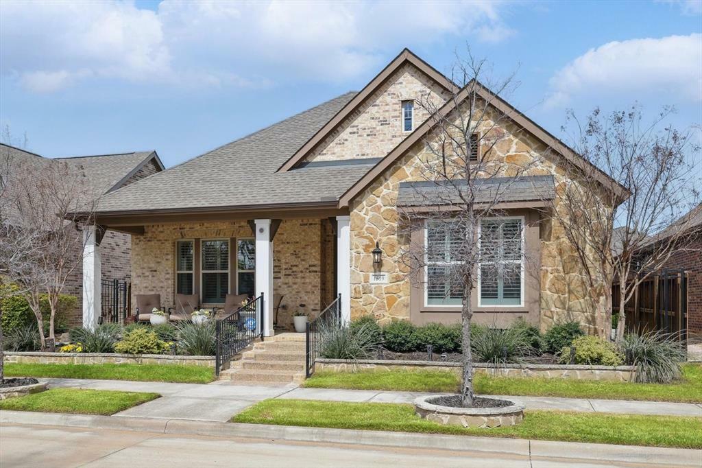 Property Photo: 1519 Boyds Branch Drive TX 76005