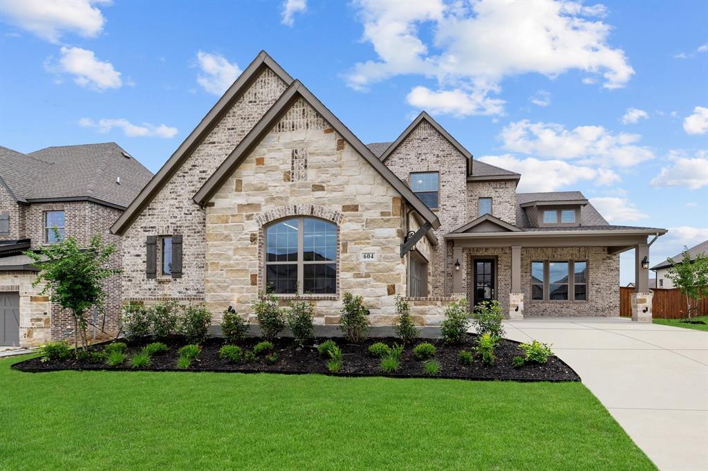 Property Photo:  604 Crystal View Drive  TX 76063 