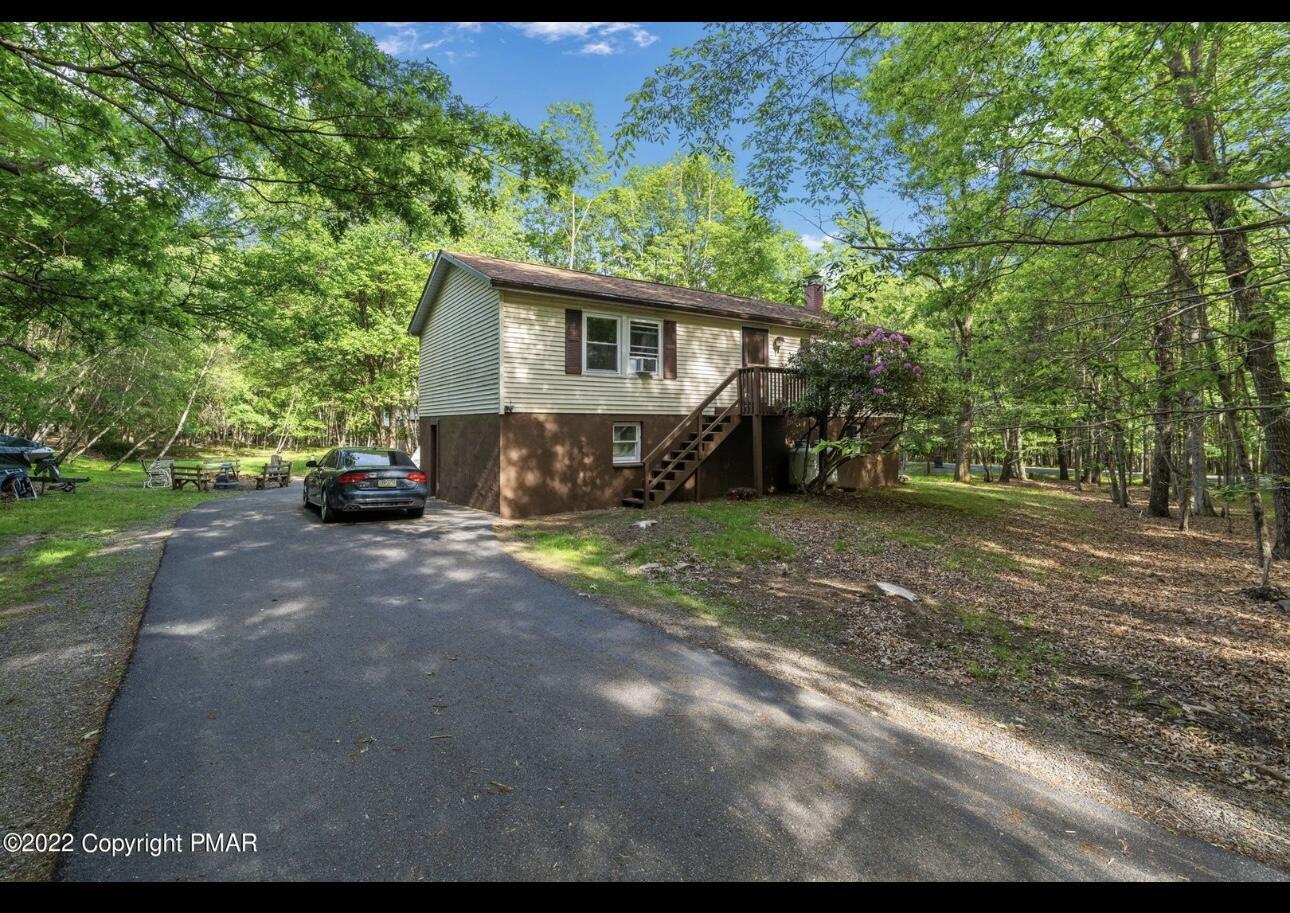 Property Photo:  148 Sycamore Circle  PA 18210 