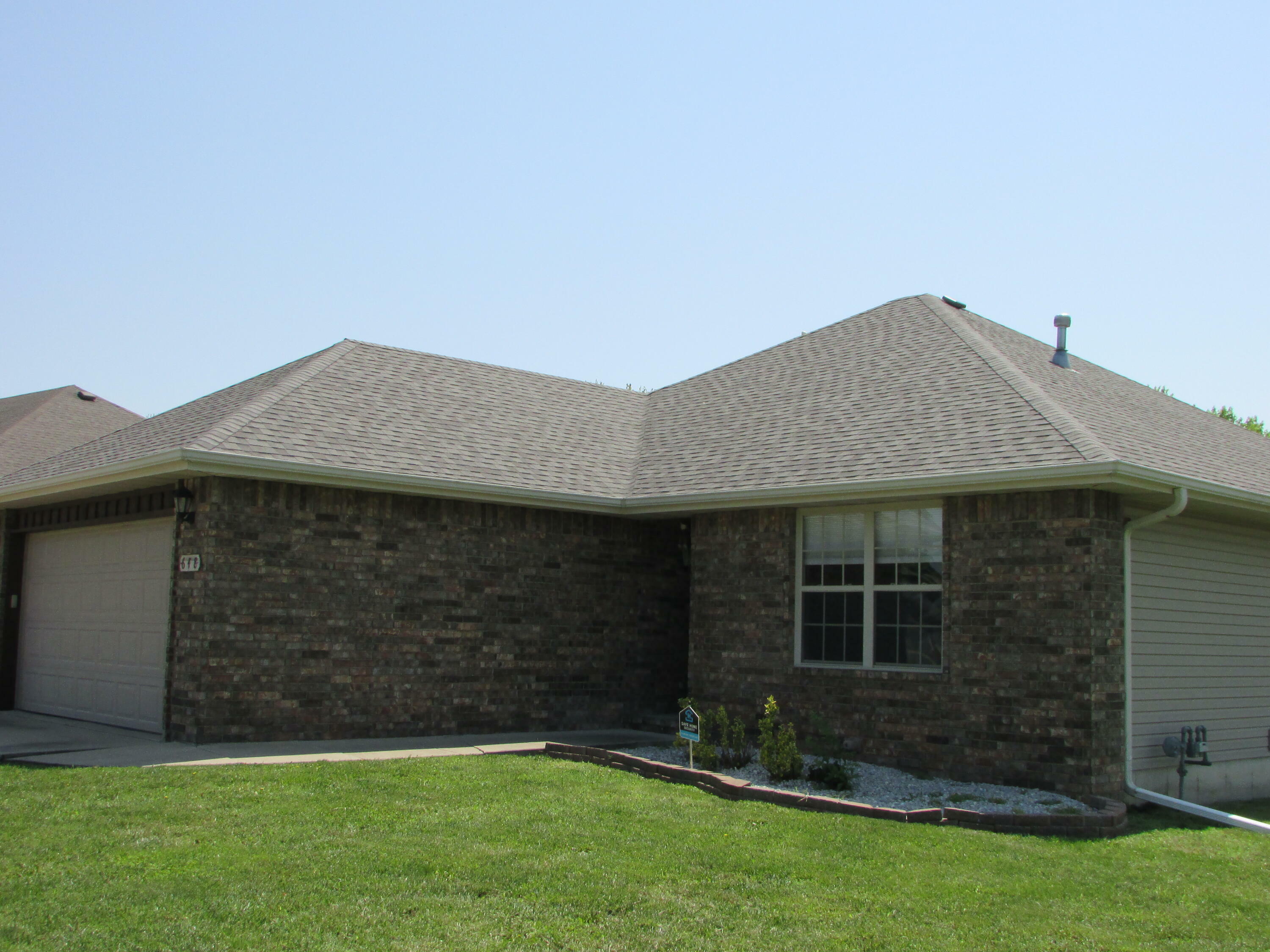 Property Photo: 648 N Delaware Avenue MO 65738