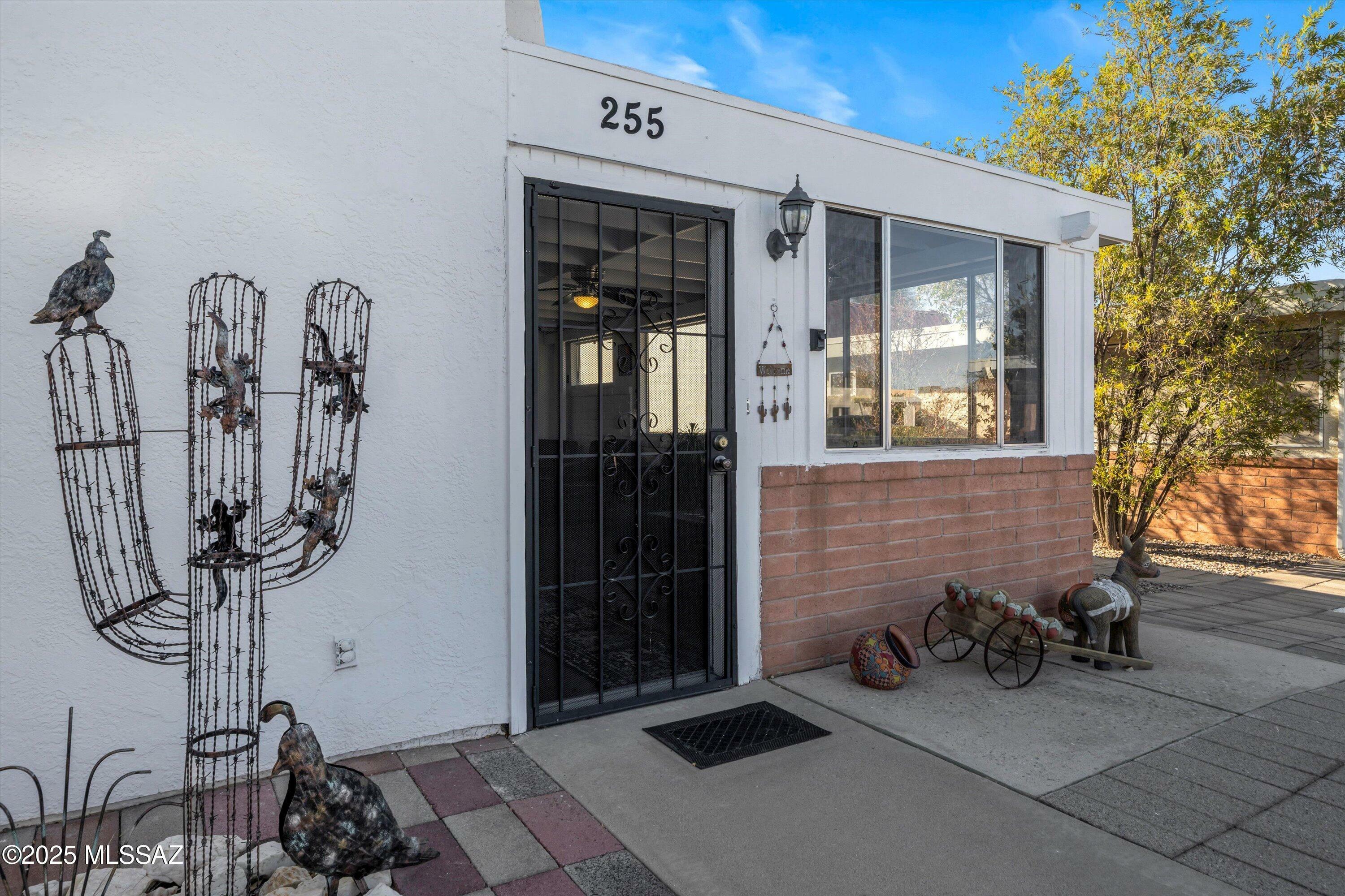 Property Photo: 255 N Paseo De Los Conquistadores AZ 85614