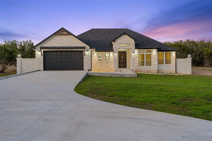 122 Liberty Bell Lane  Fischer TX 78623 photo