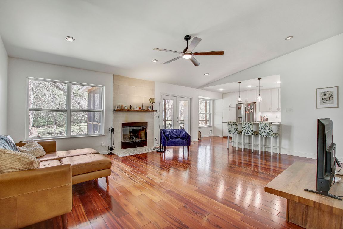 3322 Clarksburg Drive  Austin TX 78745 photo