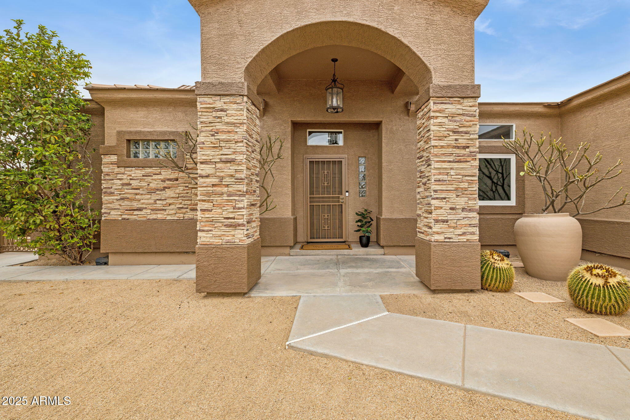 Property Photo: 39520 N 1st Street AZ 85086