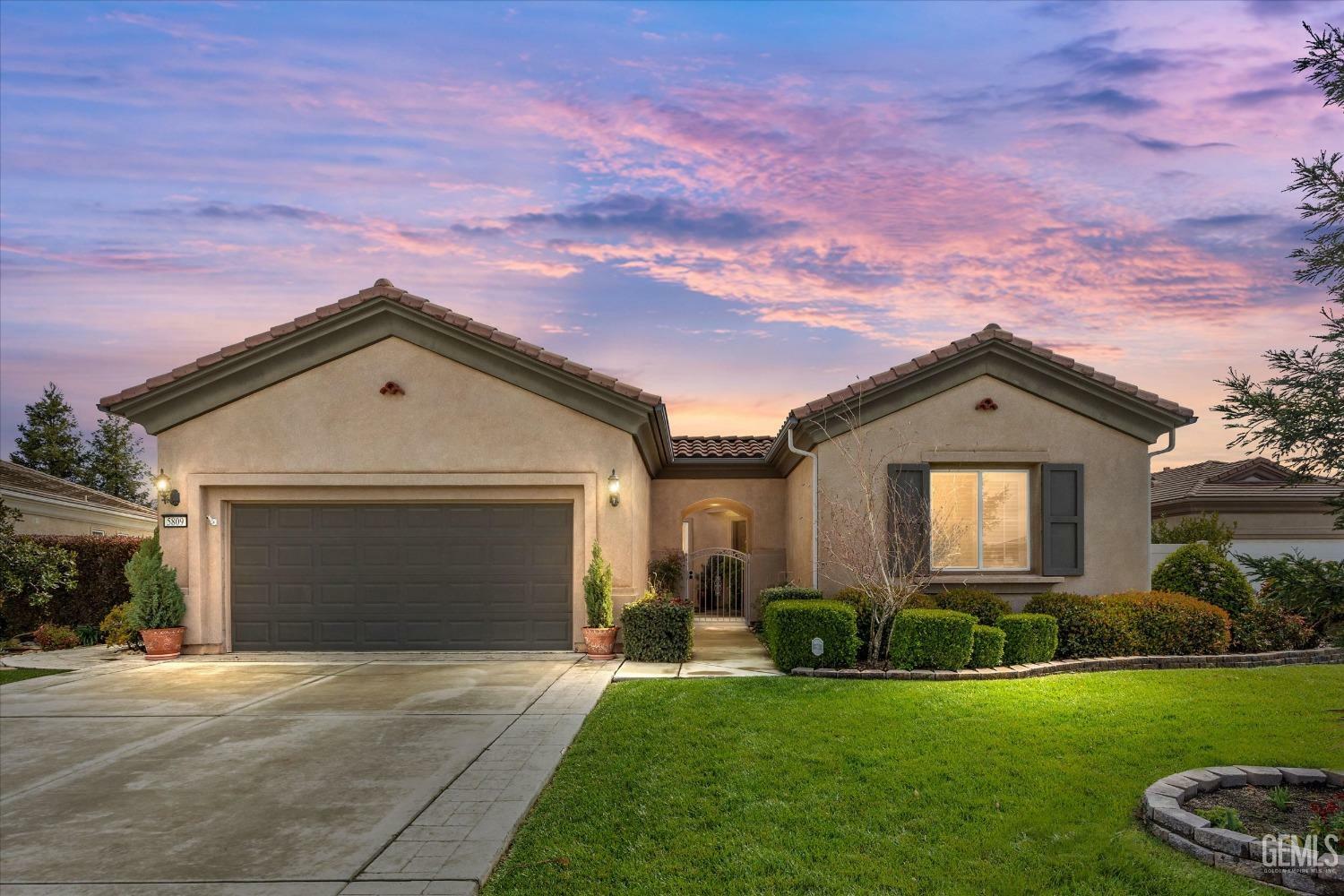 Property Photo: 5809 Opal Valley Court CA 93306