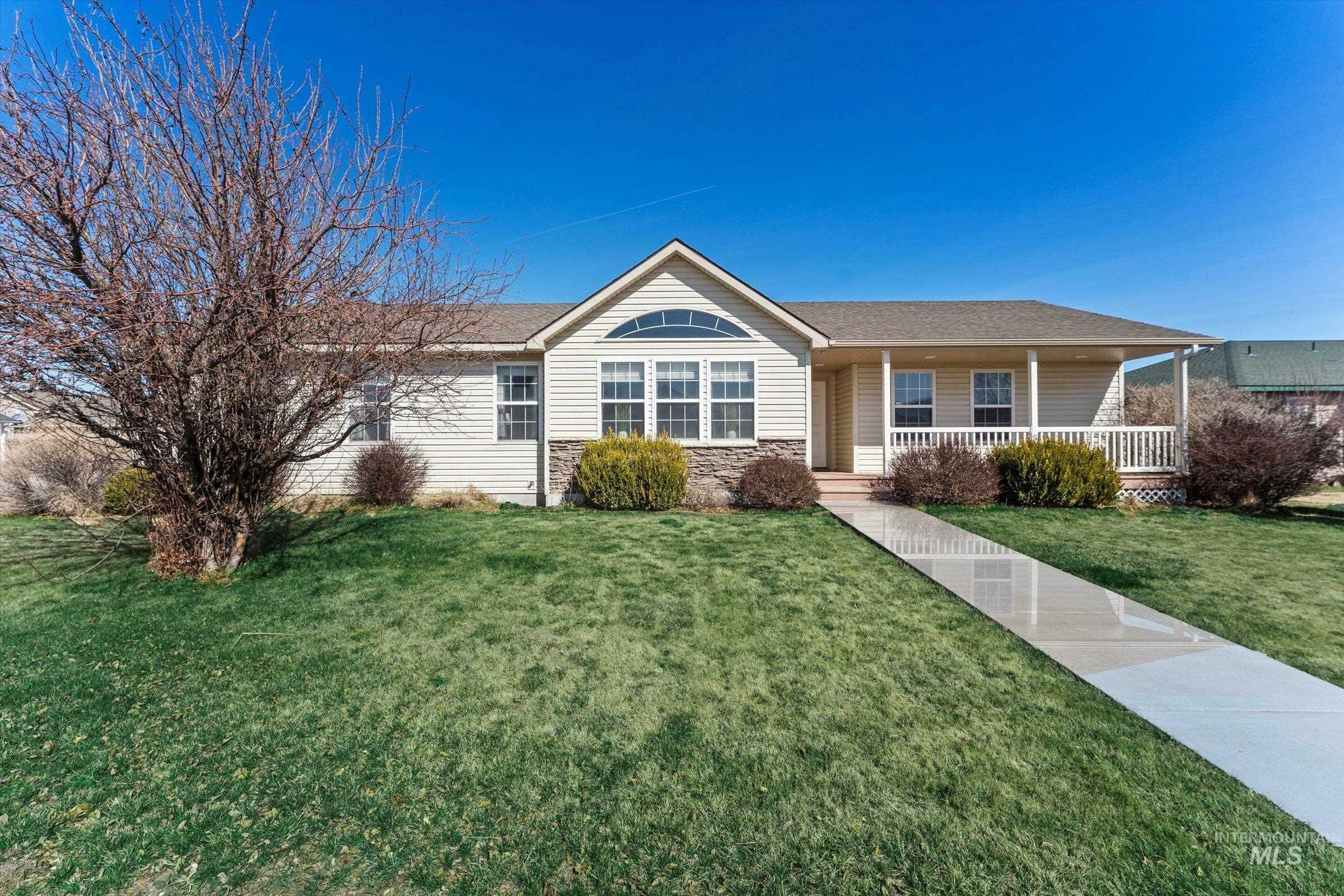 Property Photo: 108 NE Thunder ID 83647-5834