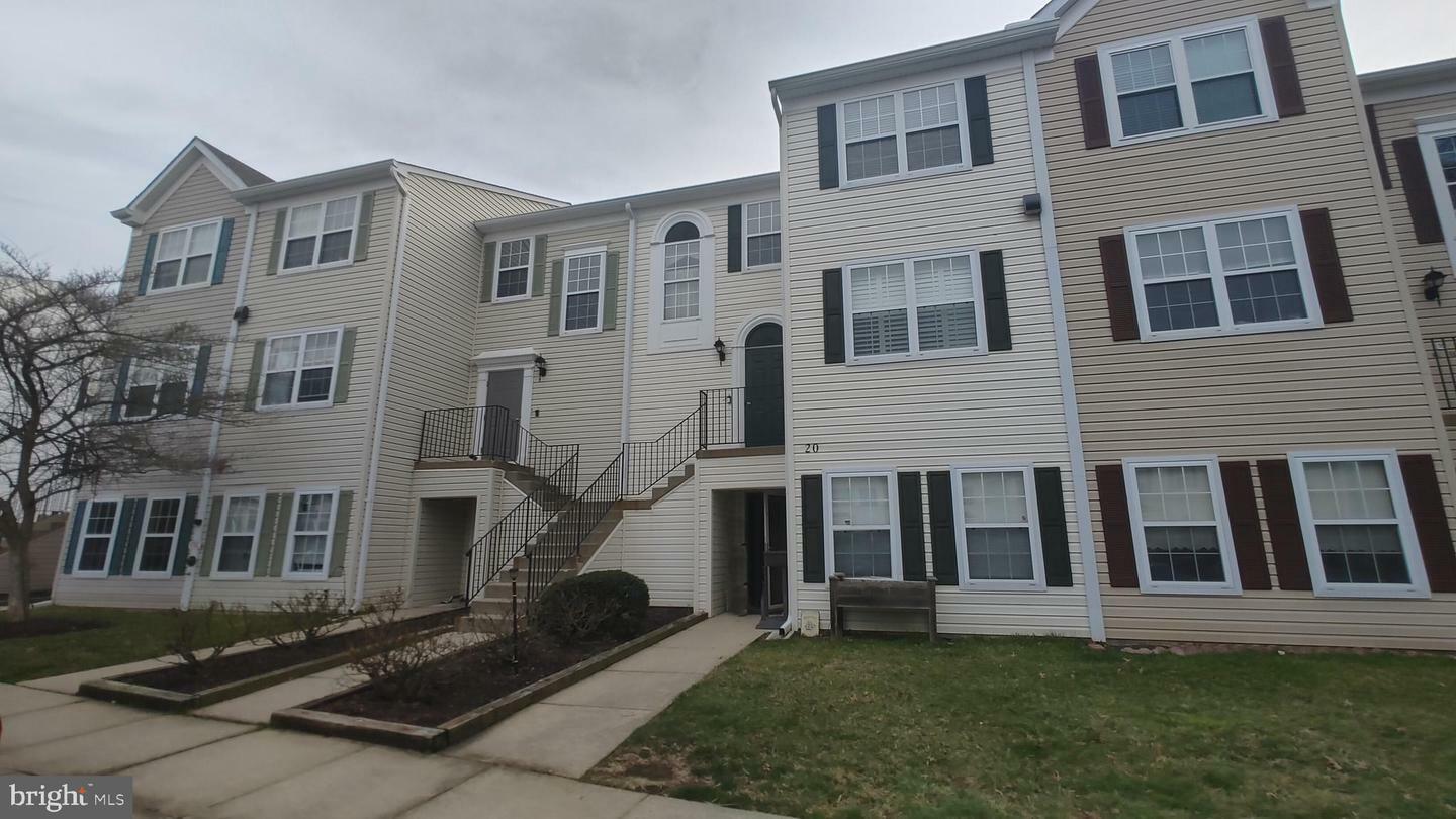 Property Photo: 20 Amberstone Court B MD 21403