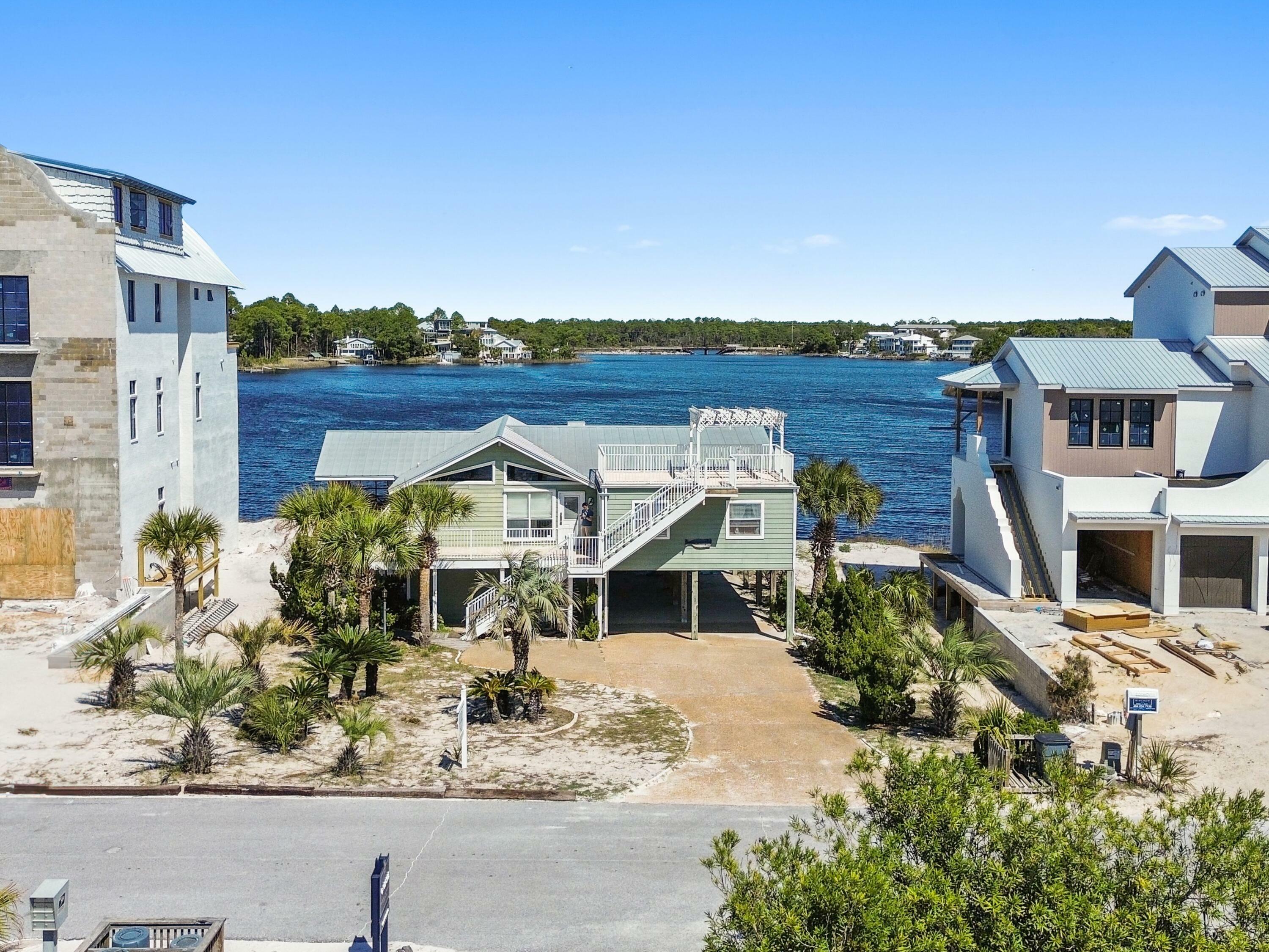 Property Photo: 108 San Roy Road FL 32459