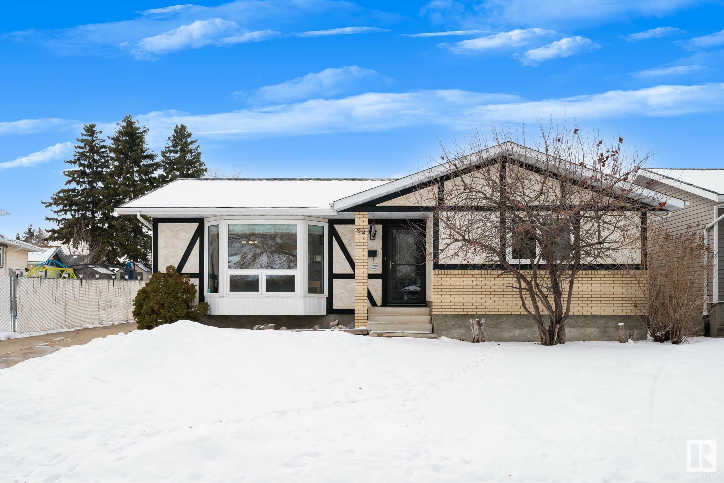 90 Harrison Drive NW  Edmonton AB T5A 2R4 photo