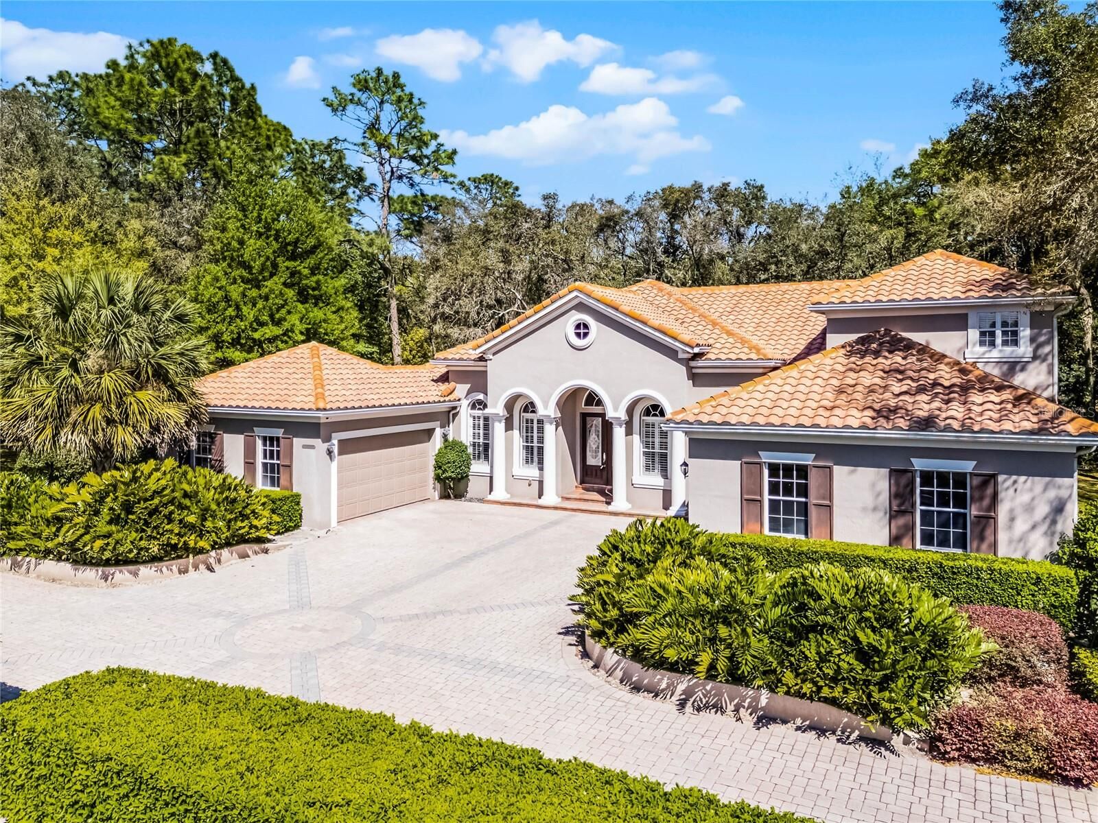 Property Photo: 8713 Shimmering Pine Place FL 32771
