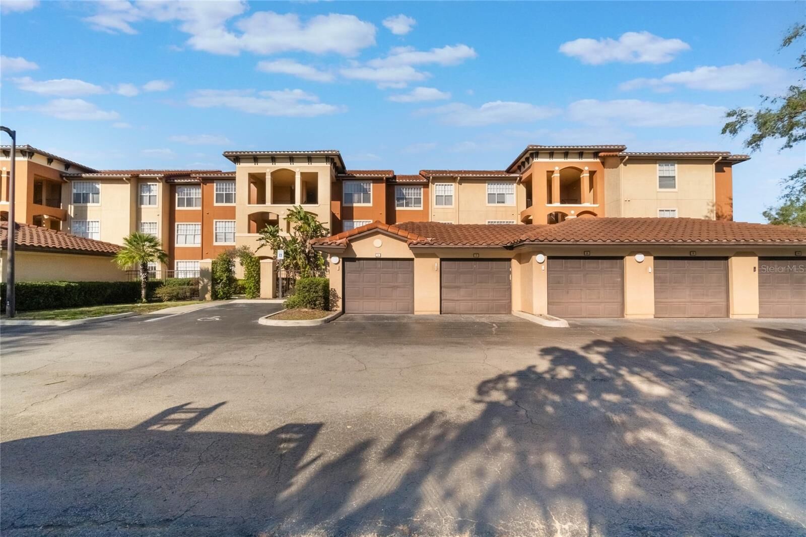 Property Photo: 5578 Metrowest Boulevard 310 FL 32811