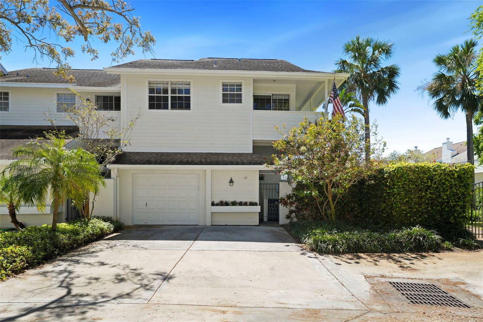 Property Photo: 5203 Bayshore Boulevard 10 FL 33611