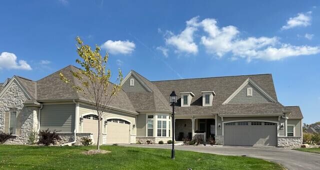1527 Sandhill Blvd 12D  Hartland WI 53029 photo