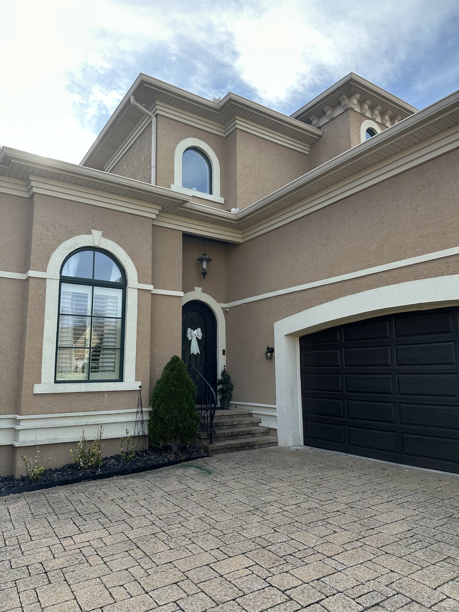 Property Photo: 880 Fairington Way TN 37066