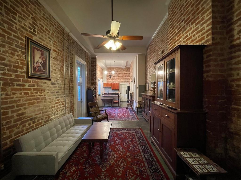 Property Photo: 231 N Rampart Street 1 LA 70112