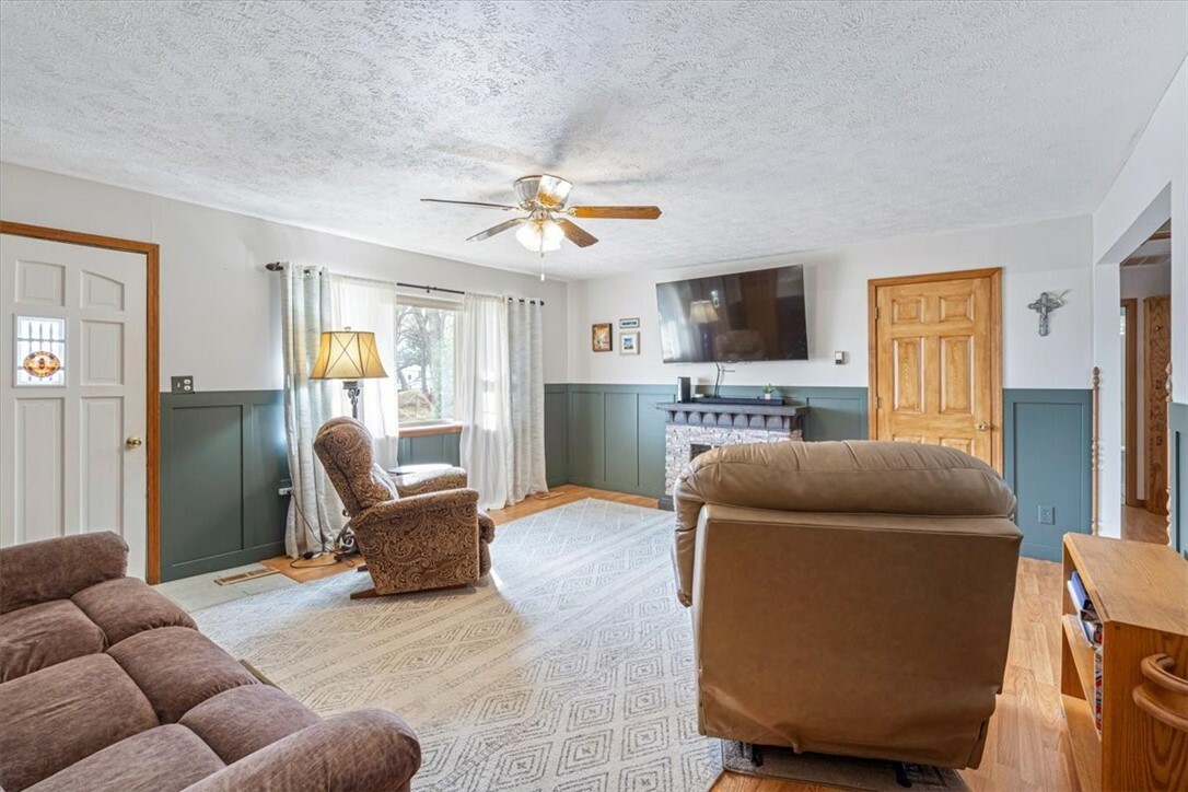 Property Photo:  14745 Russell Road  AR 72761 