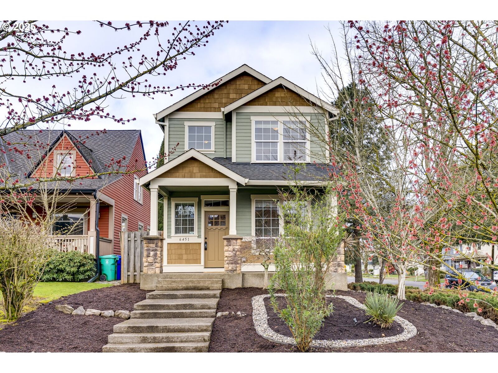 Property Photo:  6451 NE Garfield Ave  OR 97211 