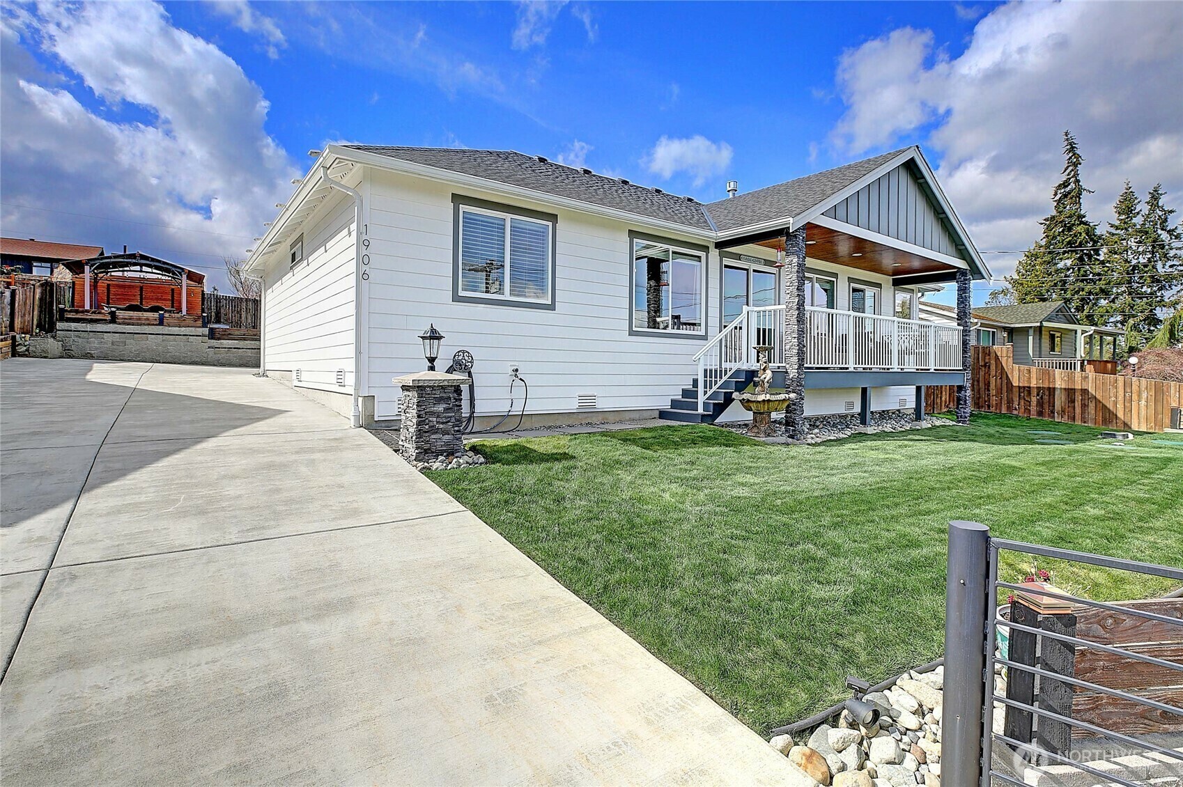 Property Photo: 1906 S East Camano Drive WA 98282