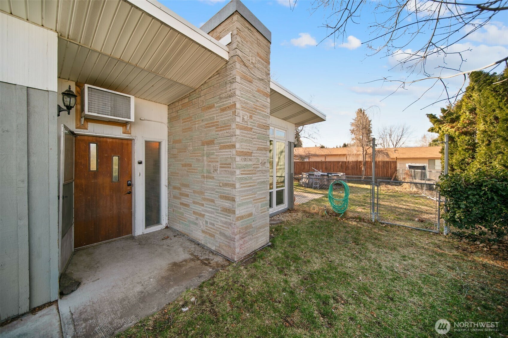 Property Photo: 1333 Terrace Drive WA 98802