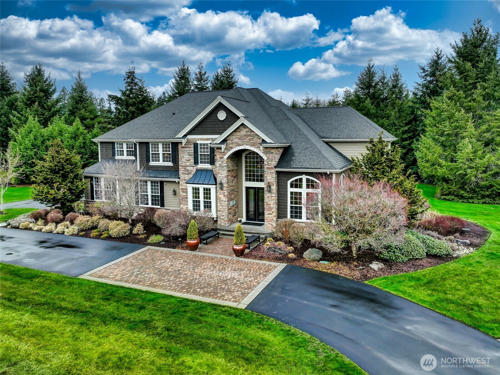 Property Photo: 31040 219th Way SE WA 98010