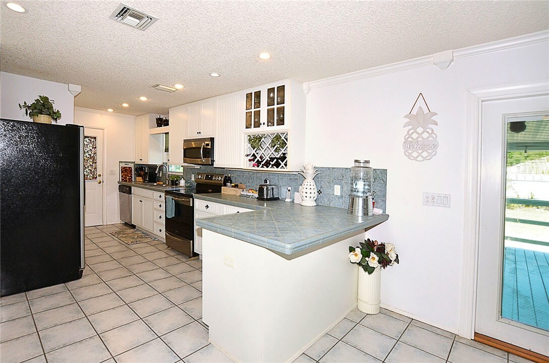 Property Photo: 10320 92nd Street FL 32967
