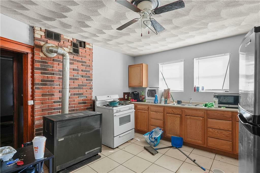 Property Photo: 522 Willow Street RI 02895