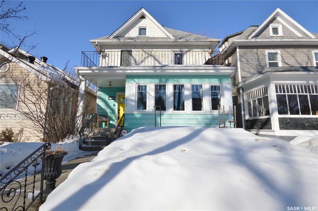 Property Photo:  619 6th Avenue N  SK S7K 2S7 