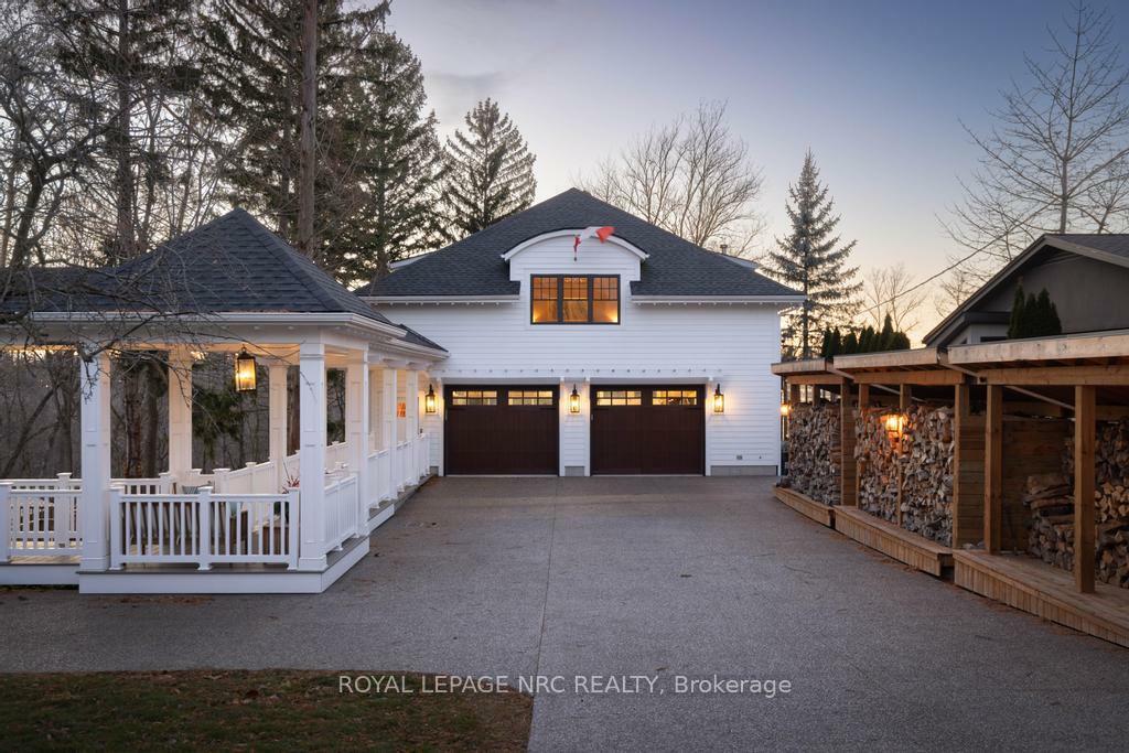 Property Photo: 50 Hillcrest Avenue ON L2R 4Y1