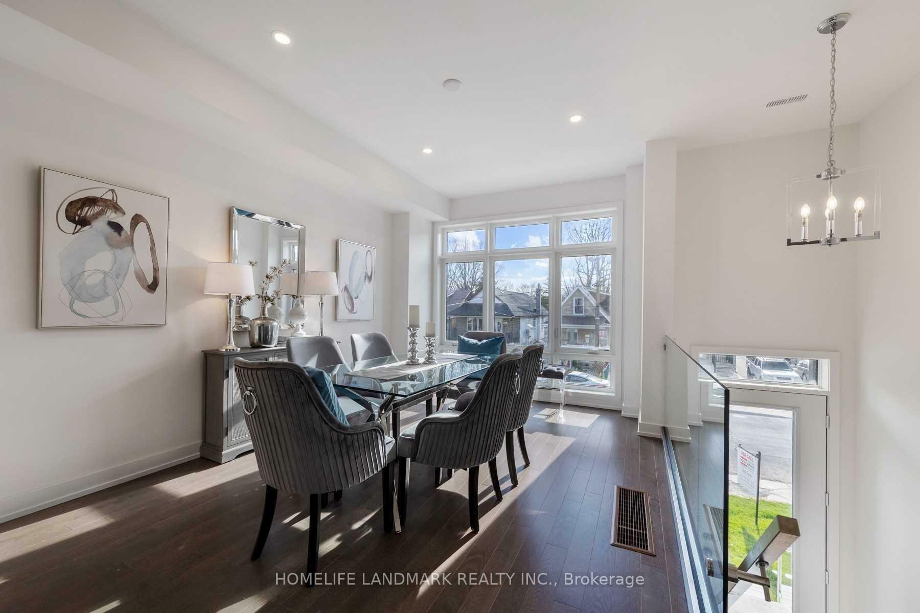 Photo de la propriété: 609C Harvie Avenue ON M6E 4M3