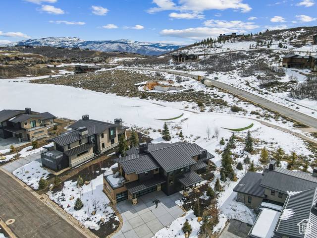 Property Photo: 9570 N Midnight Ct UT 84036