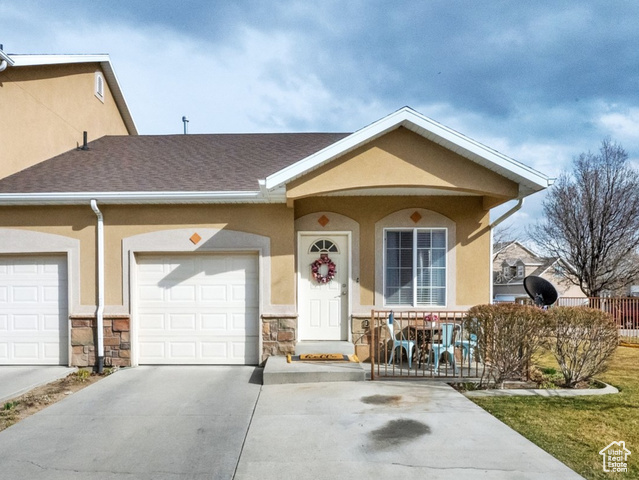 Property Photo: 8851 S Humboldt Ct W UT 84081