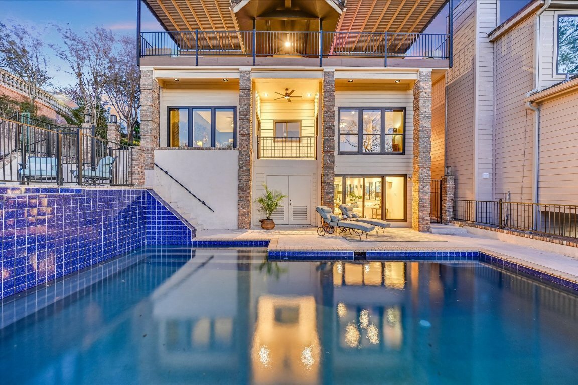 Property Photo: 4732 Twin Valley Drive TX 78731