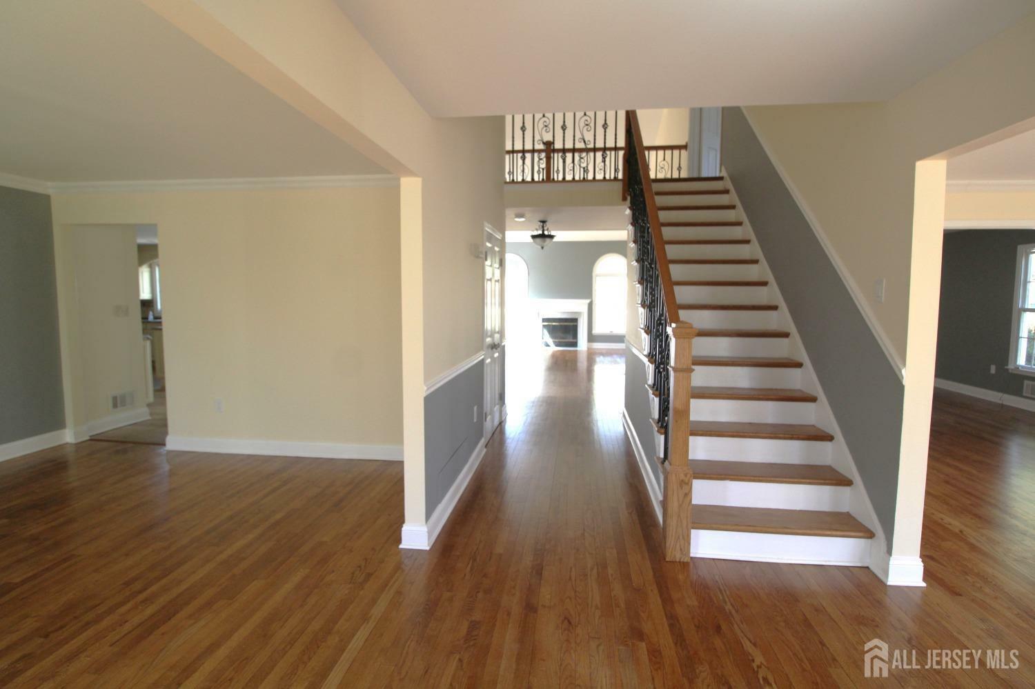 Property Photo: 13 Tanglewood Place NJ 08831