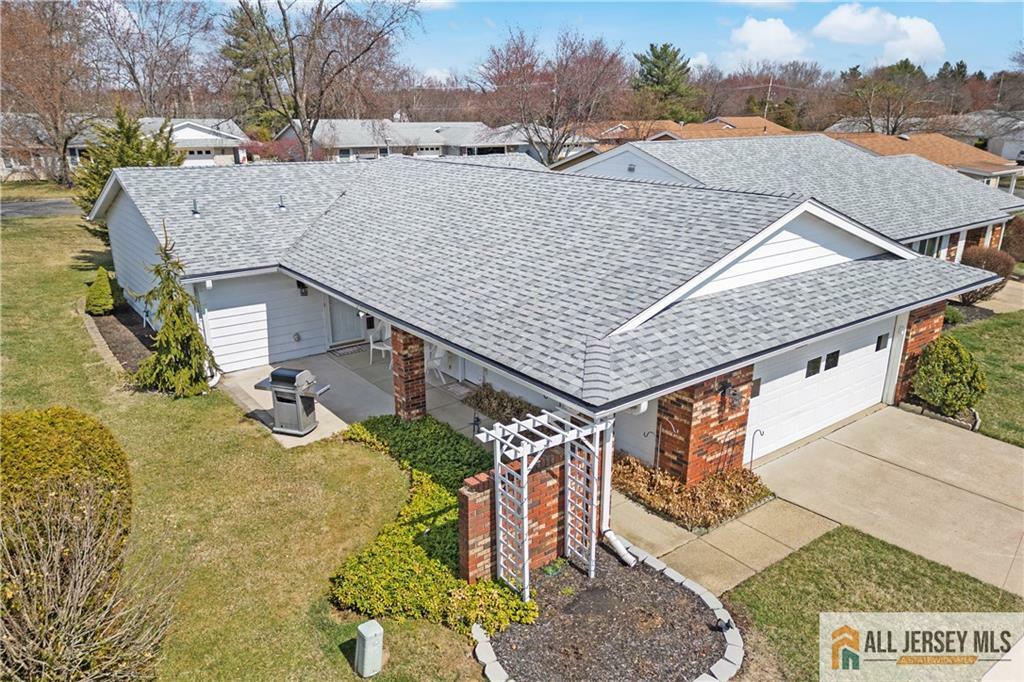Property Photo: 180 Mimosa Plaza 180A NJ 08831