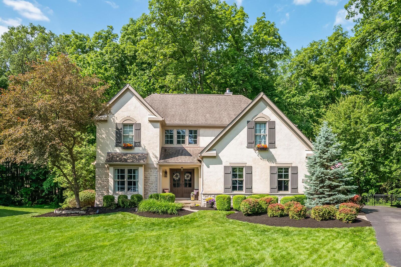 Property Photo:  9047 Sequoia Court  OH 43064 