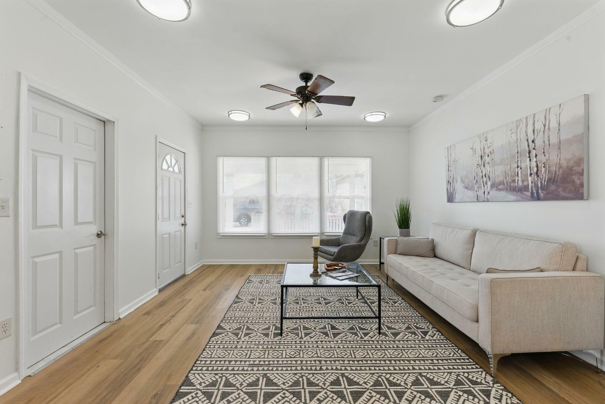 Property Photo: 198 Stevens Avenue OH 43222