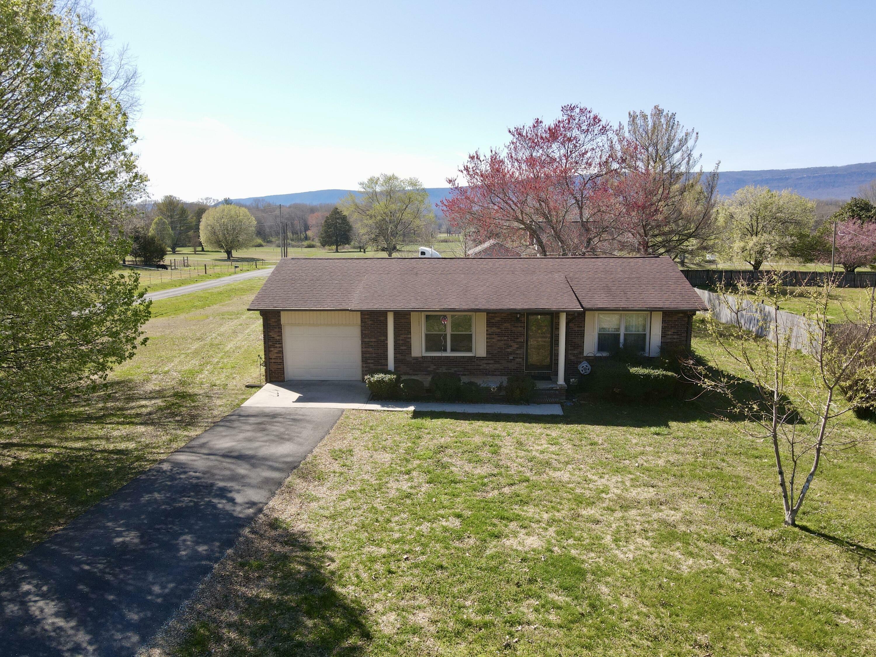 Property Photo: 270 Joshua Circle TN 37397