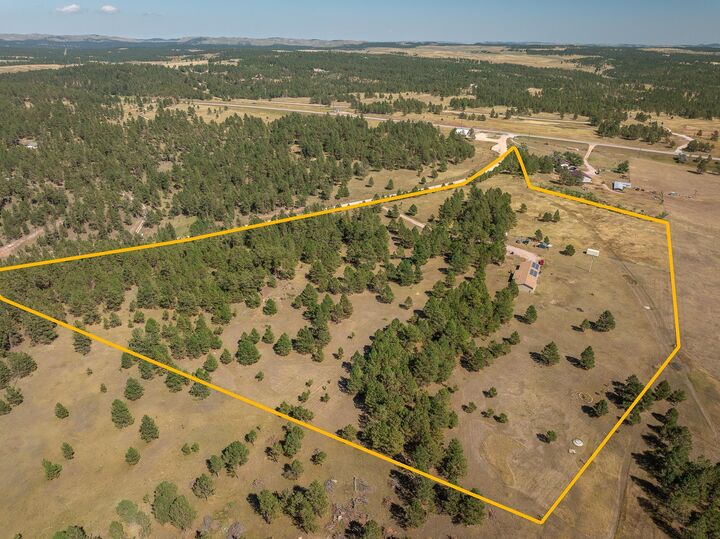 Property Photo: 11981 Mountain Lion Lane SD 57747