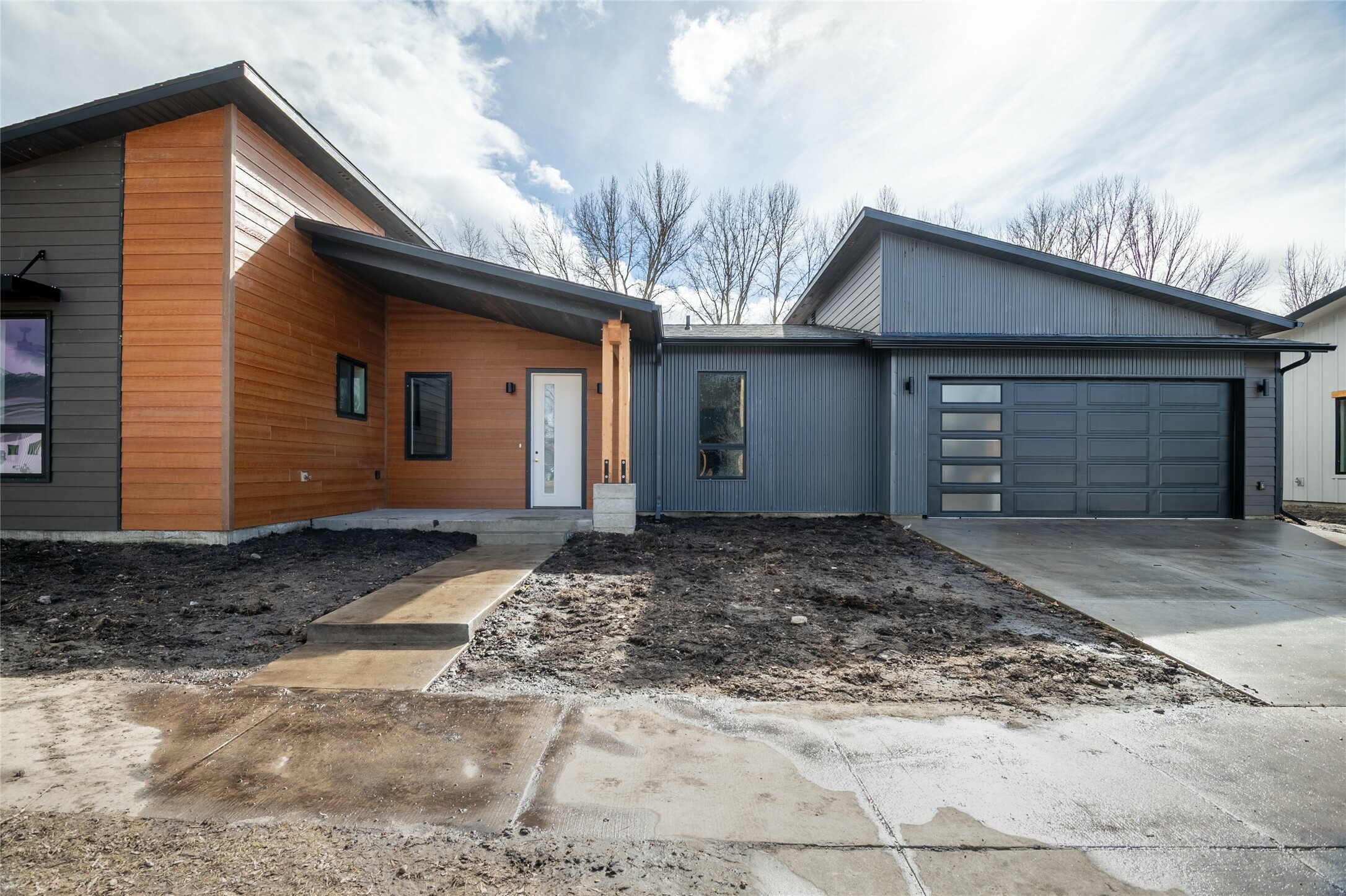 Property Photo: 5567 Golf Drive MT 59847