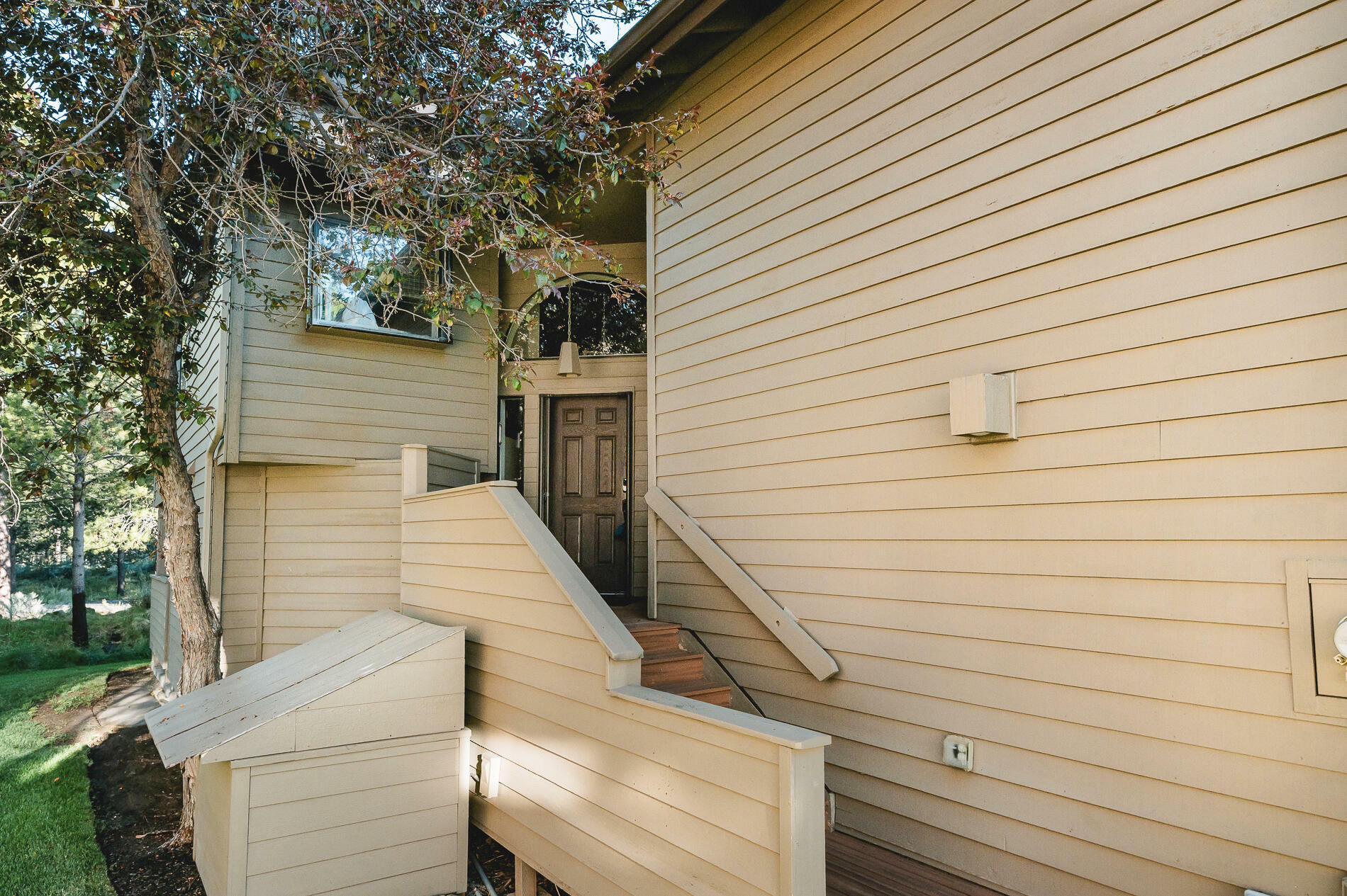 Property Photo: 17760 W Core Road 16 OR 97707