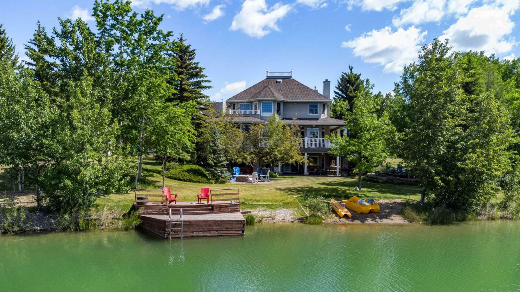 Photo de la propriété: 43 Cody Range Way AB T3R 1A9