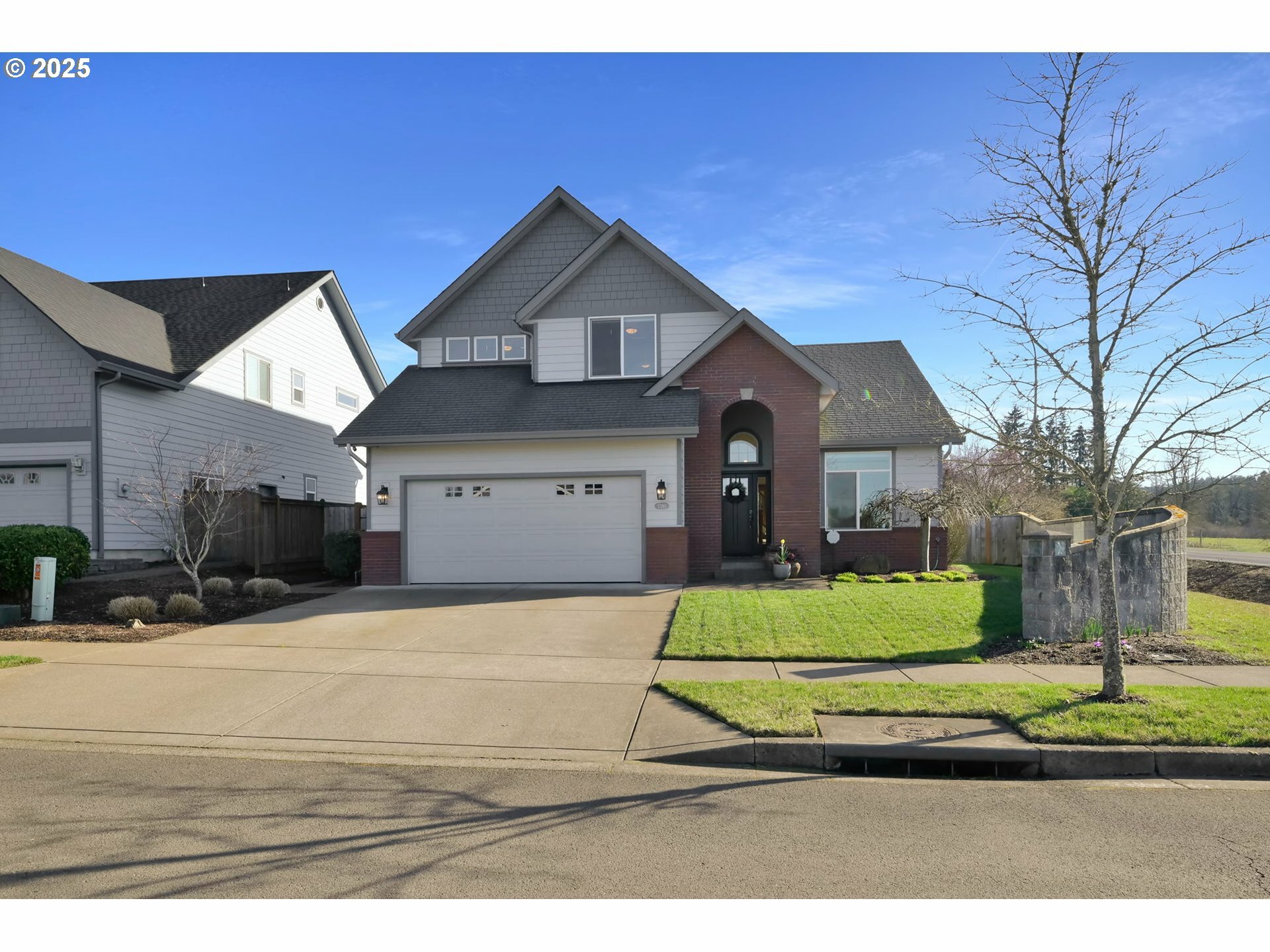 Property Photo: 2391 Rollie Loop OR 97405