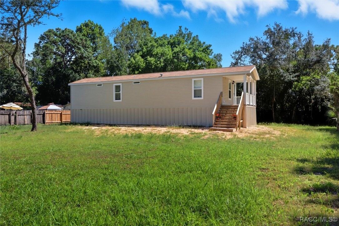 Property Photo:  8250 W Fairoak Court  FL 34428 