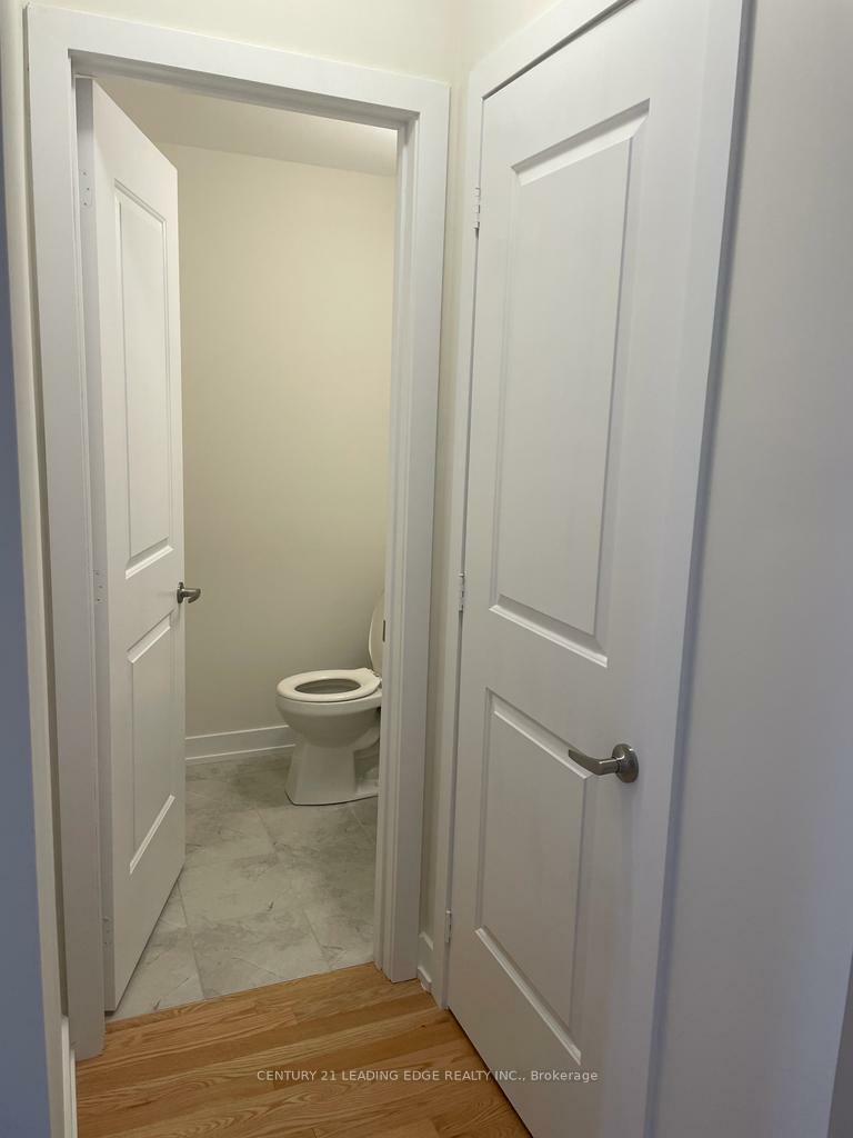 Property Photo: 75 Mikayla Lane ON L6B 1R1