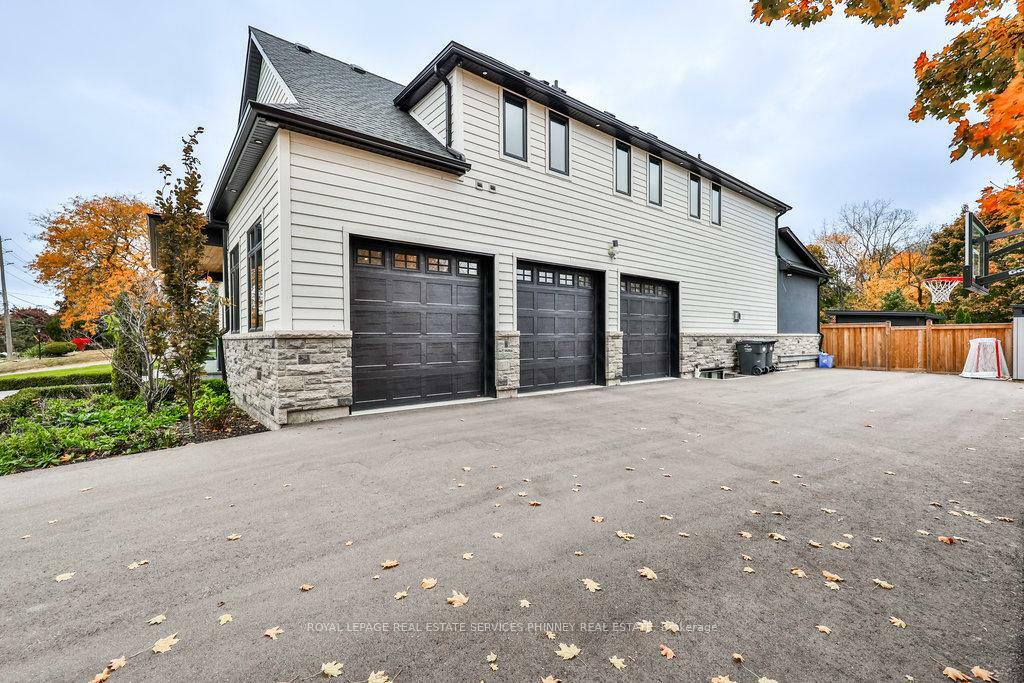 Property Photo: 57 Joymar Drive ON L5M 1G1